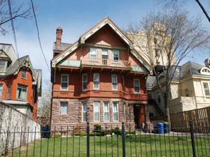 Room / Shared apartment for rent in TORONTO