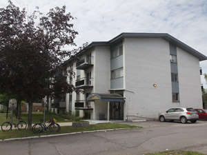 Rental Low-rise 353-355-357 Mcarthur Ave, Vanier, ON