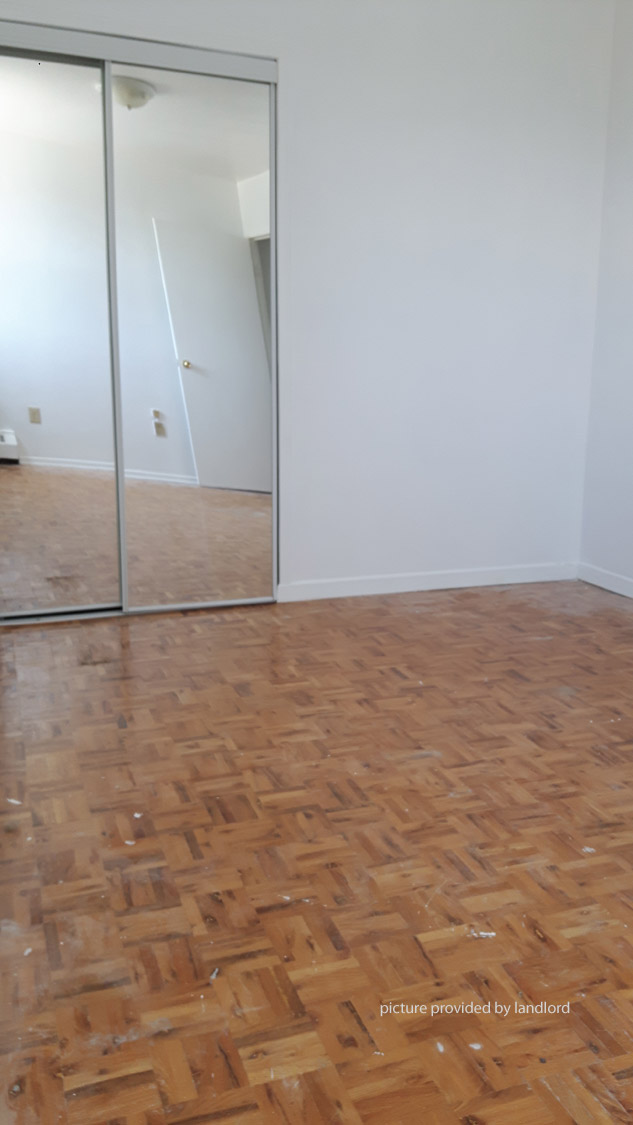 114 Holland St W, Bradford, ON 2 Bedroom for rent Bradford Apartments