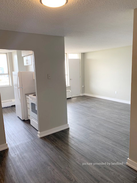 20 Tuxedo Court, Scarborough, ON : Bachelor for rent – Scarborough