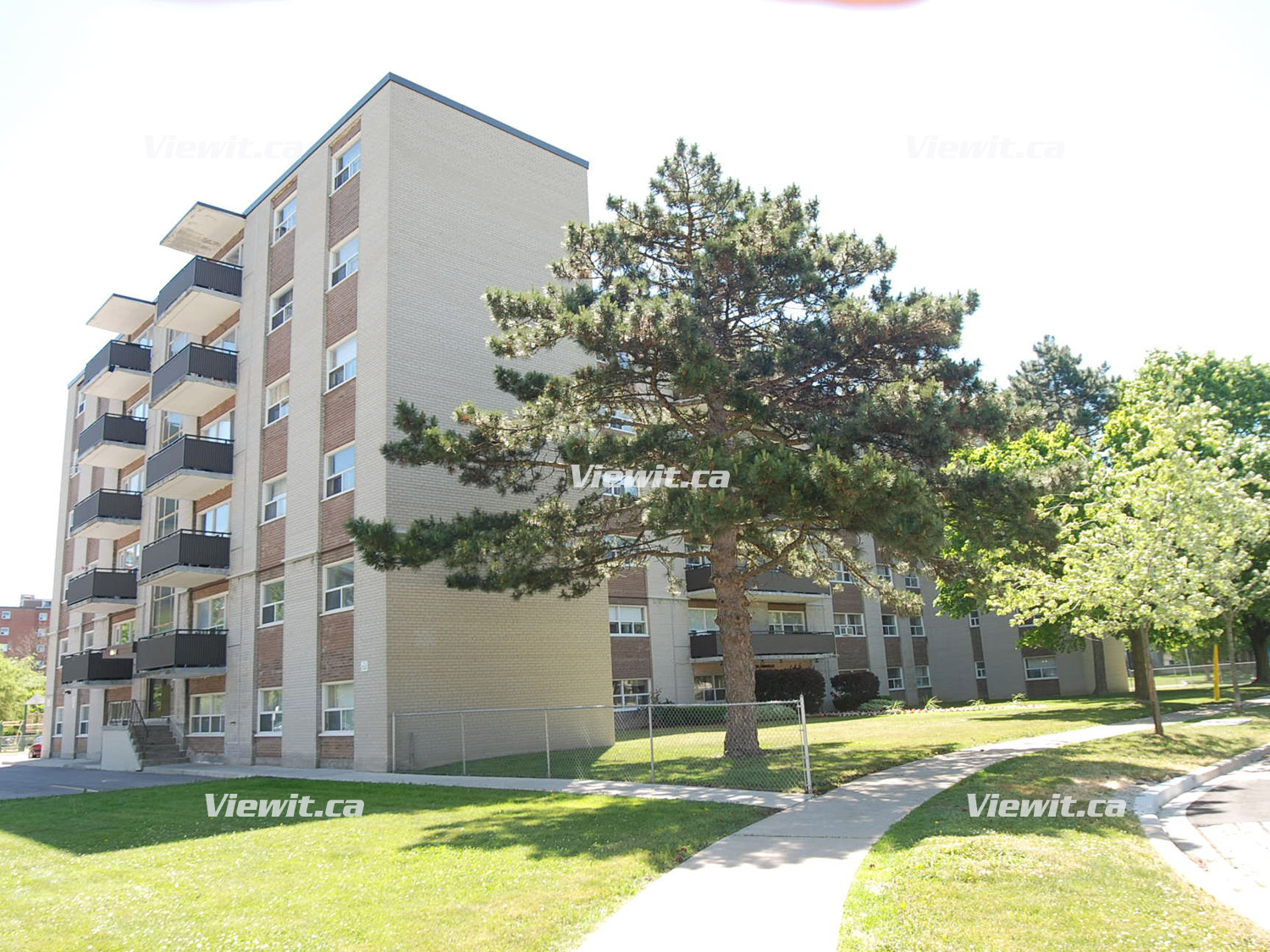 30 Trudelle St, SCARBOROUGH, ON 2 Bedroom for rent SCARBOROUGH Apartments