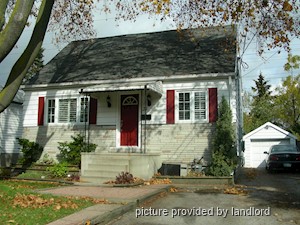 Rental House Kipling-Dundas, Etobicoke, ON