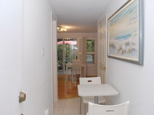 Bachelor apartment for rent in ETOBICOKE