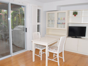 Bachelor apartment for rent in ETOBICOKE