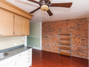 3+ Bedroom apartment for rent in TORONTO 