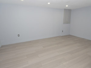 2 Bedroom apartment for rent in AJAX 