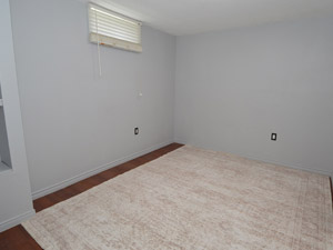 2 Bedroom apartment for rent in AJAX 