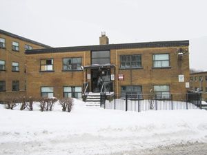 Rental Low-rise 79/81 Clearview Hts, York, ON