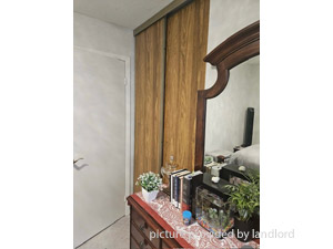 Room / Shared apartment for rent in Brampton