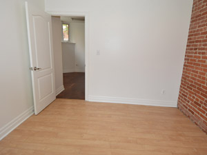 3+ Bedroom apartment for rent in TORONTO 