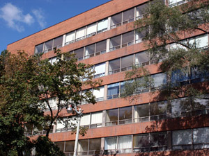 Bachelor apartment for rent in TORONTO 