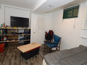 Room / Shared apartment for rent in SCARBOROUGH