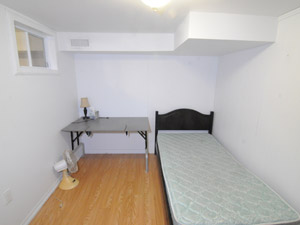 Room / Shared apartment for rent in SCARBOROUGH