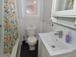 Bachelor apartment for rent in TORONTO