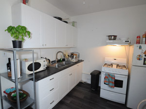 Room / Shared apartment for rent in TORONTO 