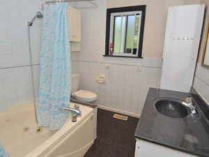 Bachelor apartment for rent in MISSISSAUGA 