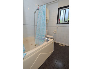 Bachelor apartment for rent in MISSISSAUGA 