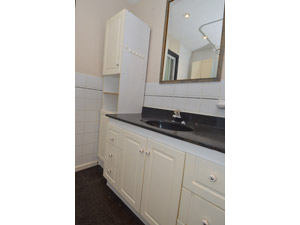 Bachelor apartment for rent in MISSISSAUGA 