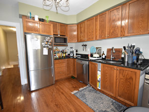 3+ Bedroom apartment for rent in TORONTO