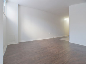 Bachelor apartment for rent in ETOBICOKE