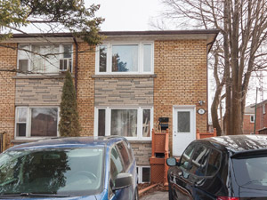 Bachelor apartment for rent in ETOBICOKE