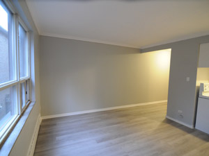 Bachelor apartment for rent in EAST YORK    
