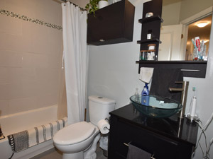 2 Bedroom apartment for rent in TORONTO