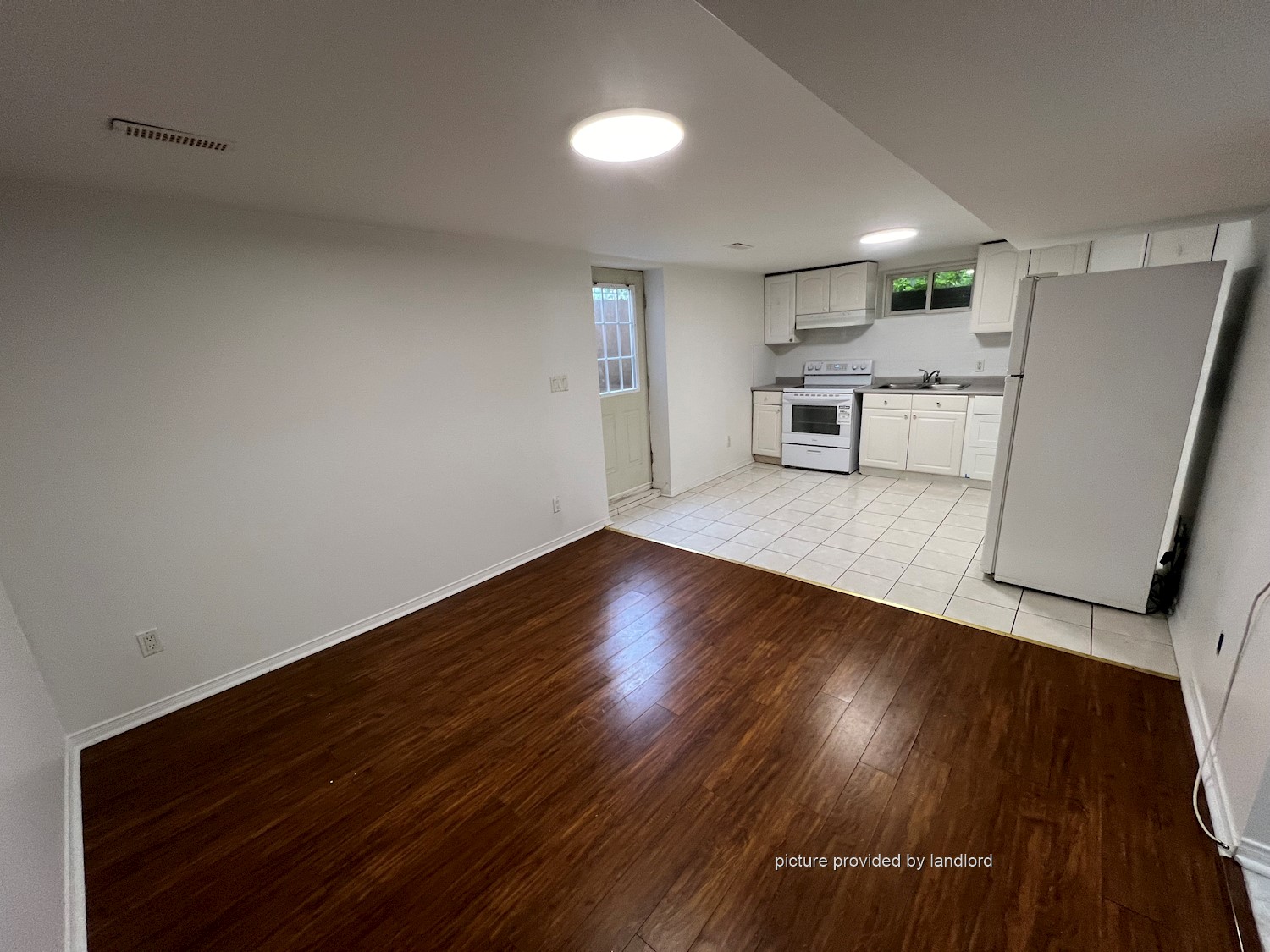 For rent EllesmereMeadowvale Scarborough, 2 bdrm Viewit 123236