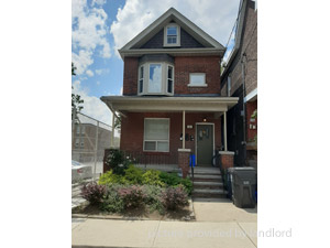 2 Bedroom apartment for rent in Toronto 