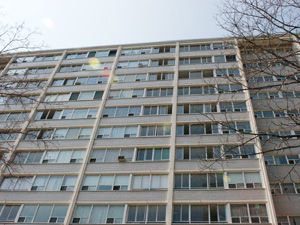 Rental High-rise 44 Dunfield Ave, Toronto, ON