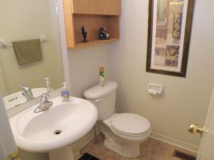3+ Bedroom apartment for rent in WHITBY 