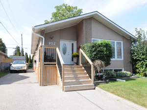 Rental House Liverpool-Bayly, Pickering, ON