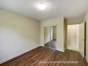 Bachelor apartment for rent in ETOBICOKE 