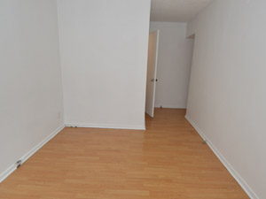 Bachelor apartment for rent in TORONTO