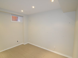 3+ Bedroom apartment for rent in TORONTO 
