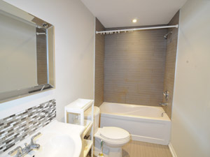 3+ Bedroom apartment for rent in TORONTO 