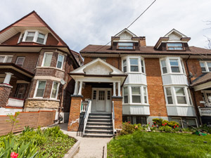 3+ Bedroom apartment for rent in TORONTO