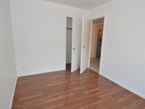 3+ Bedroom apartment for rent in TORONTO  