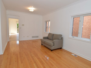 3+ Bedroom apartment for rent in RICHMOND HILL  