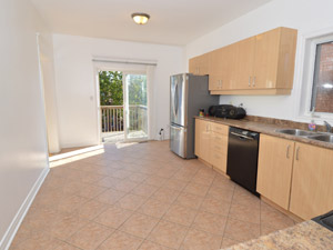 3+ Bedroom apartment for rent in RICHMOND HILL  