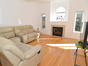 3+ Bedroom apartment for rent in RICHMOND HILL  