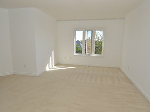 3+ Bedroom apartment for rent in RICHMOND HILL  