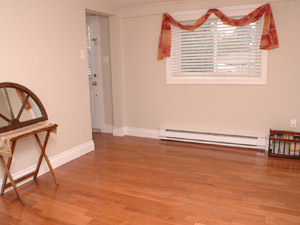 3+ Bedroom apartment for rent in RICHMOND HILL   