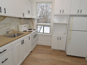 3+ Bedroom apartment for rent in TORONTO   