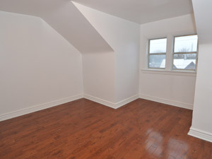 3+ Bedroom apartment for rent in TORONTO   