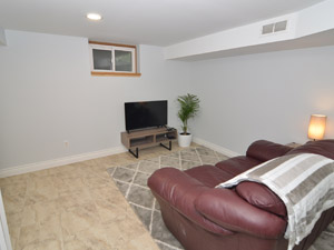 Bachelor apartment for rent in Toronto  