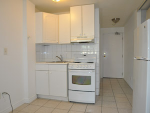 Bachelor apartment for rent in MISSISSAUGA