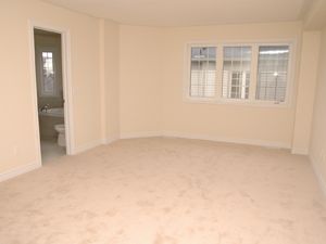 3+ Bedroom apartment for rent in MARKHAM   