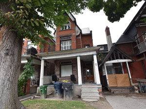 2 Bedroom apartment for rent in TORONTO