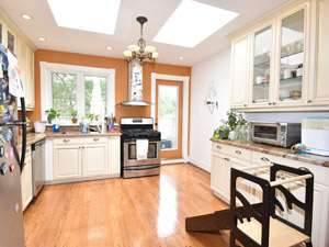 2 Bedroom apartment for rent in TORONTO